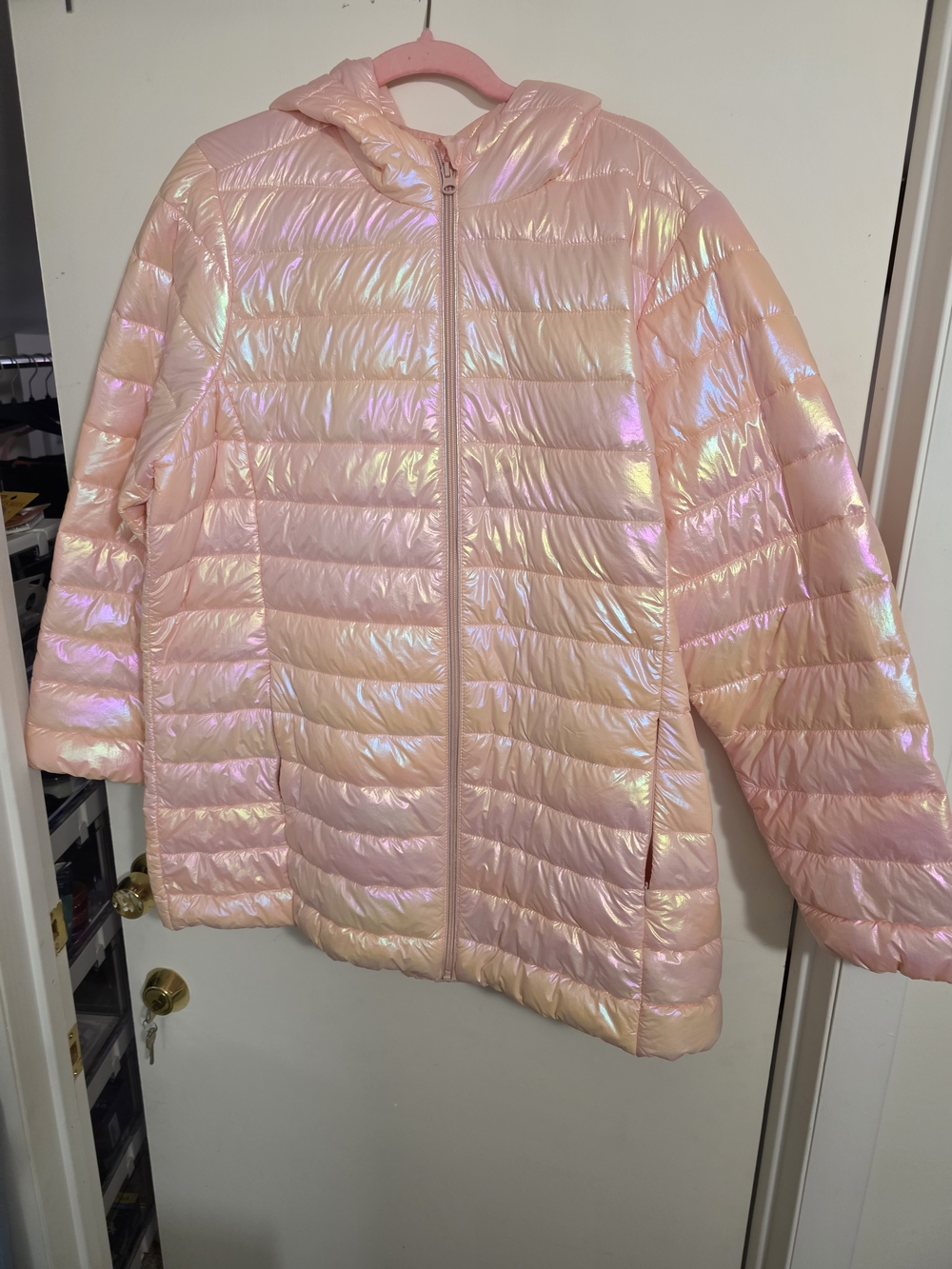 Torrid SIZE 2 Iridescent Pink Hooded Puffer Coat